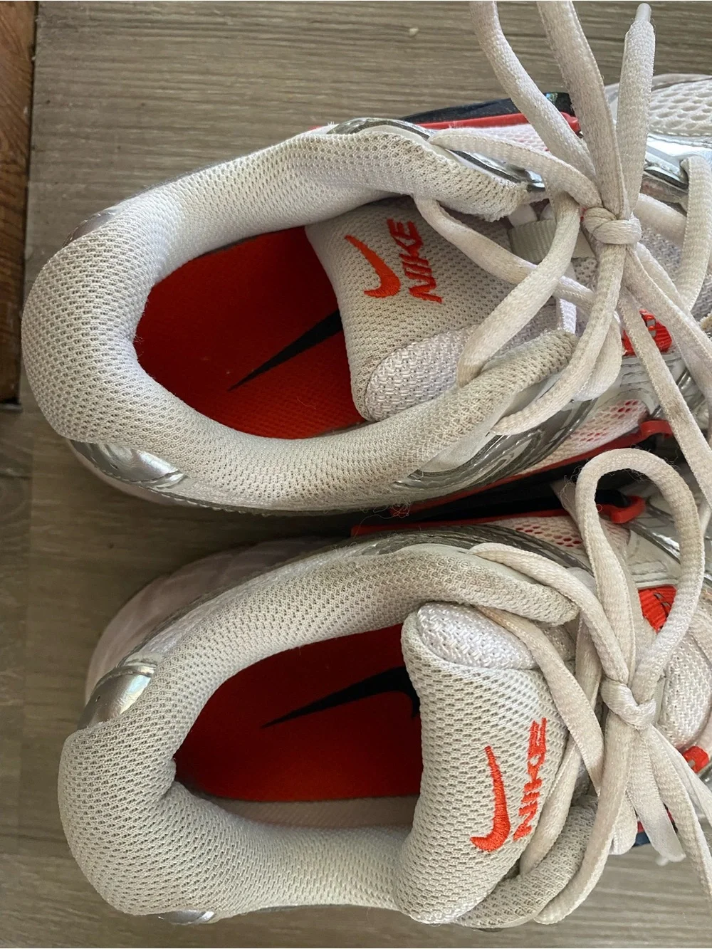 Nike Women White and Silver Sneakers with Red Accents